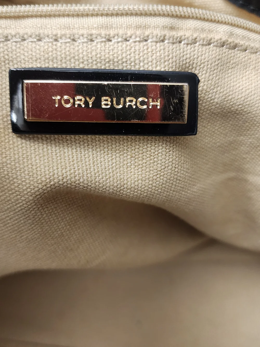 Tory Burch Black Patent Logo Tote Detail - Great Condition - Clean Inside - Picture 11 of 11
